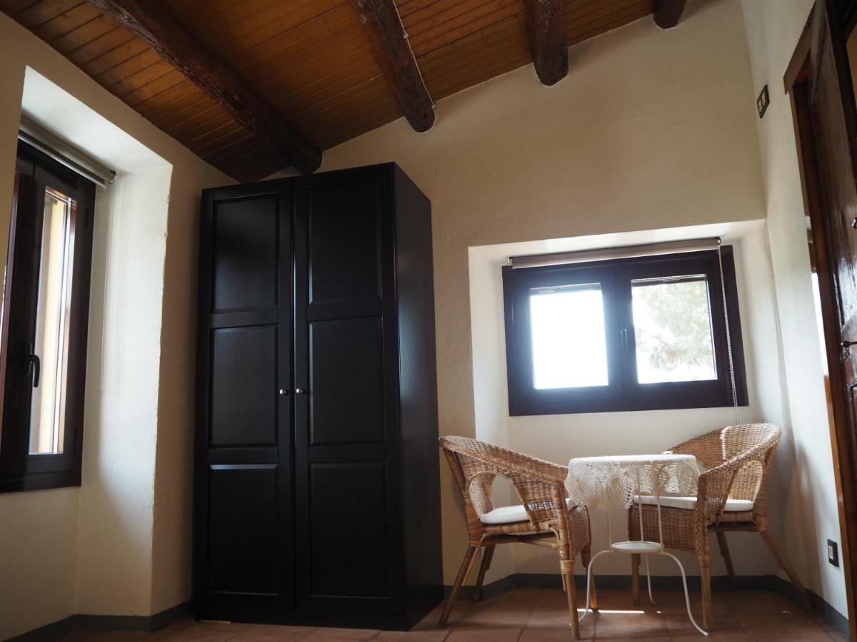 Cal Ventura Guest House Ел Брук Екстериор снимка